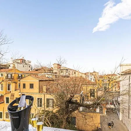 Penthouse Accademia-2